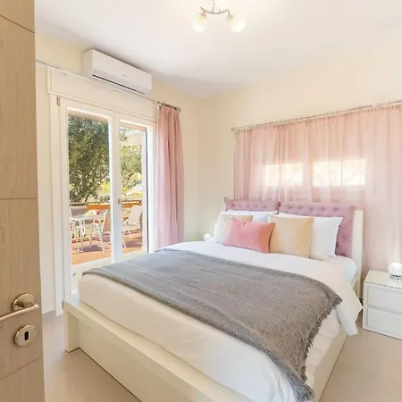 Sunset Dreams Spyros Skaliá