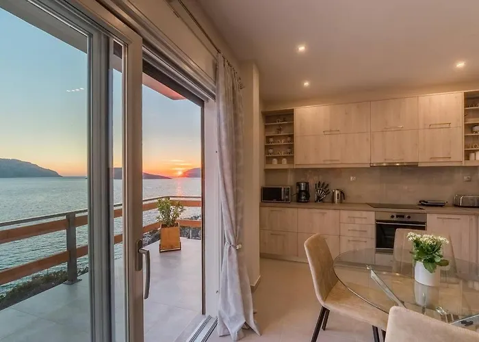 Sunset Dreams Spyros * Szkaliá